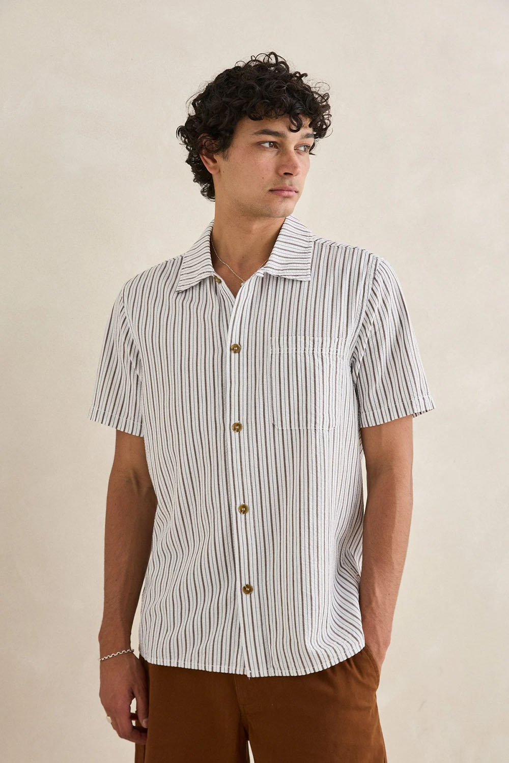 rhythm-seersucker-stripe-short-sleeve-cedar-profile