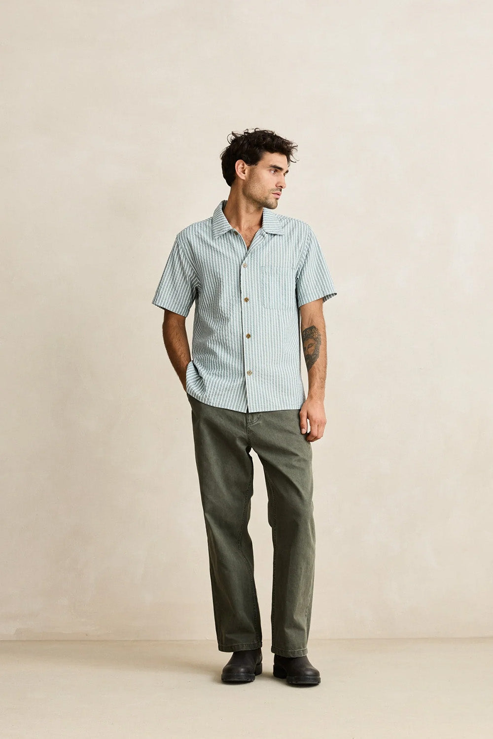 rhythm-seersucker-stripe-short-sleeve-pine-front