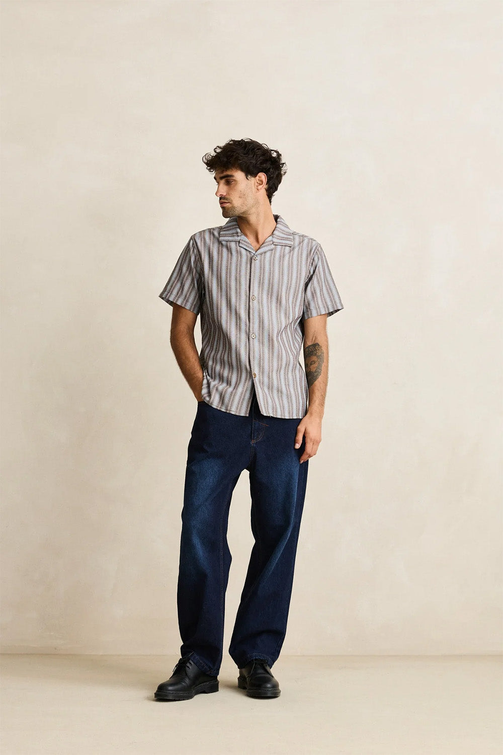 rhythm vacation stripe ss shirt chocolate front
