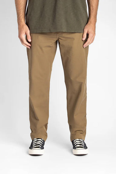 roark layover pro traveler pant dark khaki front