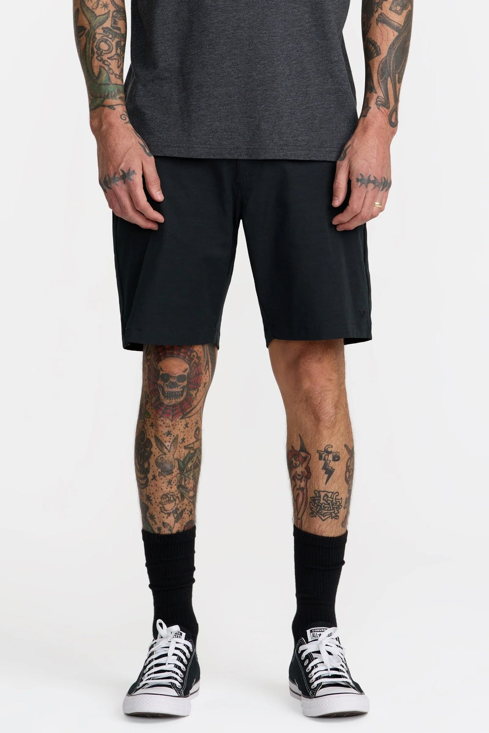 rvca back in hybrid black front