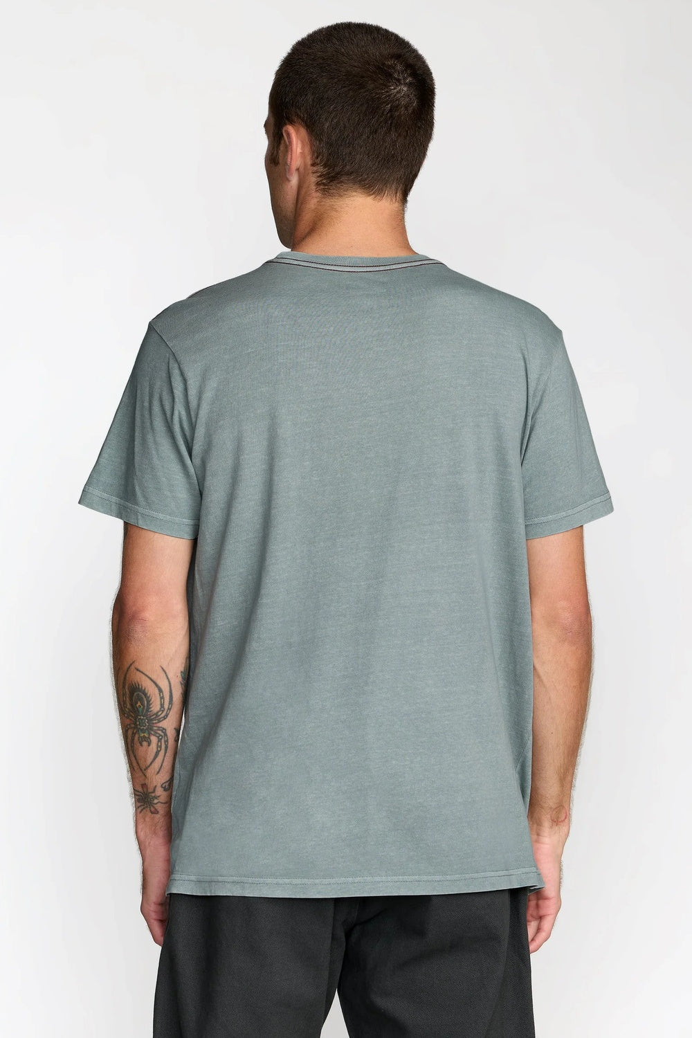 rvca ptc 2 pigment ss lead back