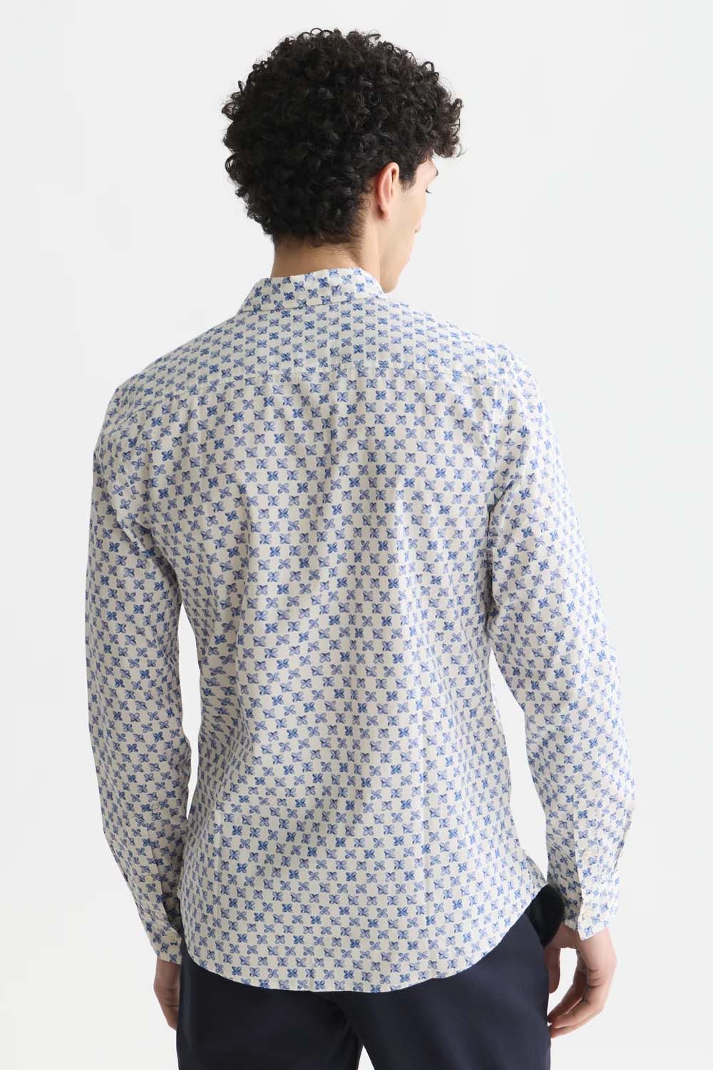 scotch-and-soda-micro-printed-ls-shirt-tile-flowers-blue-back
