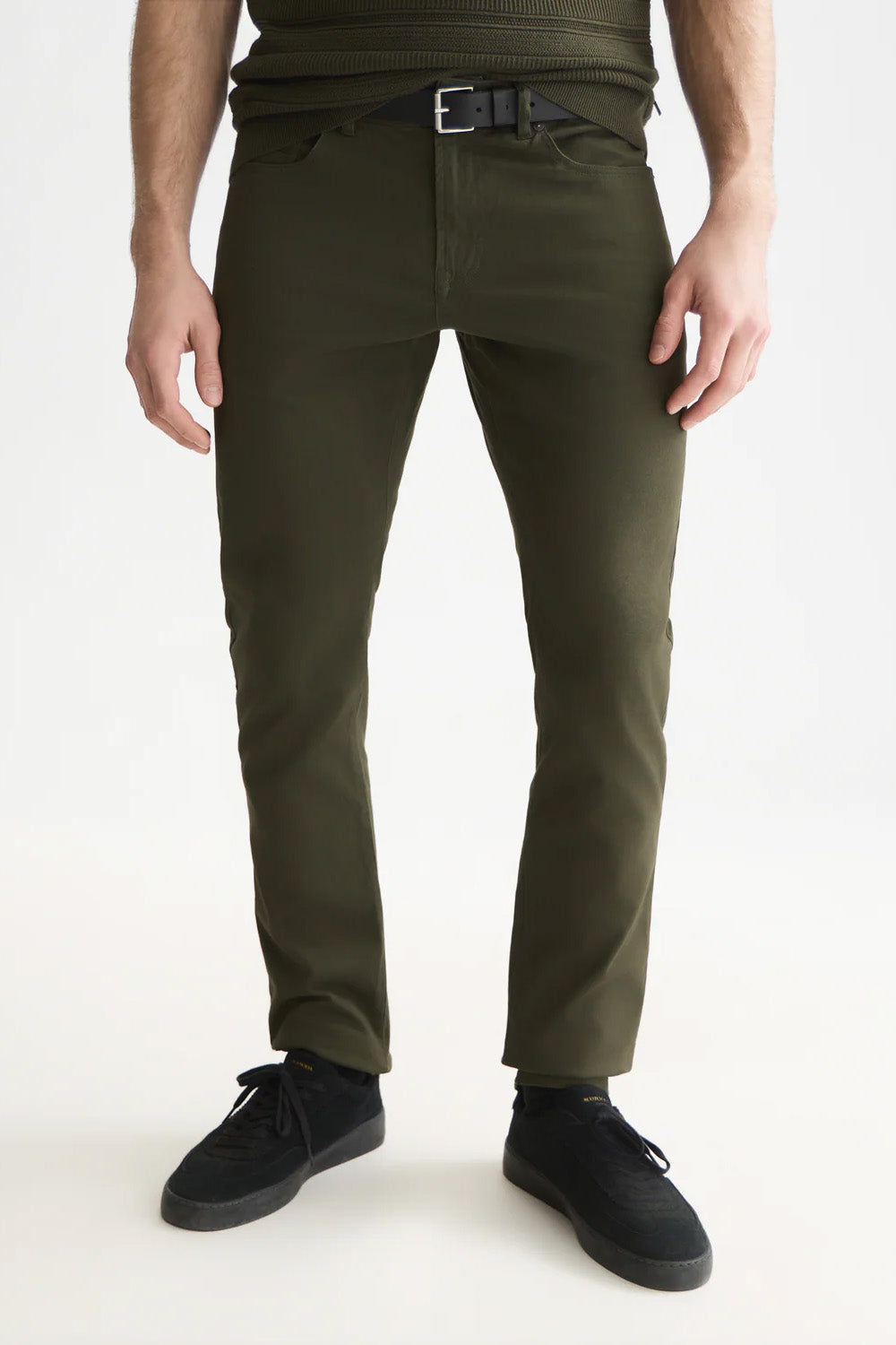 scotch-and-soda-ralston-forest-night-front