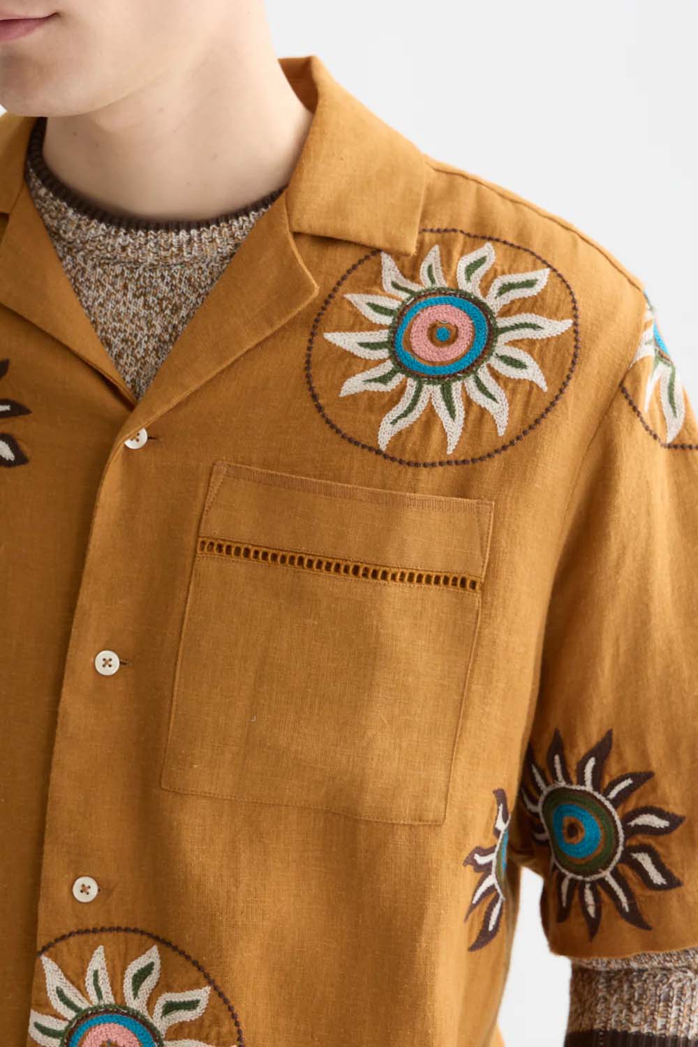 scotch and soda embroidered linen ss cathay spice detail