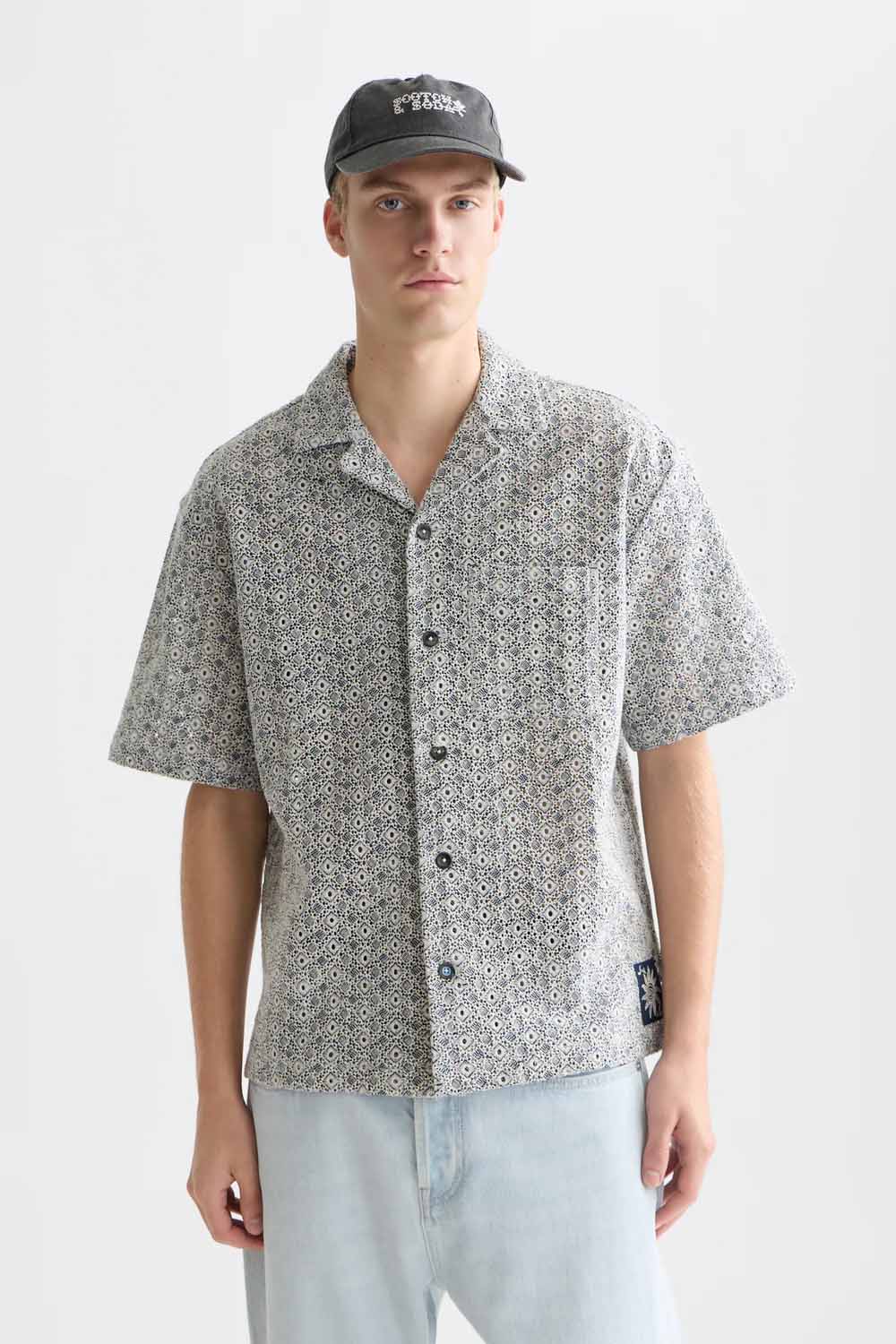 scotch and soda embroidered relaxed ss bright white front