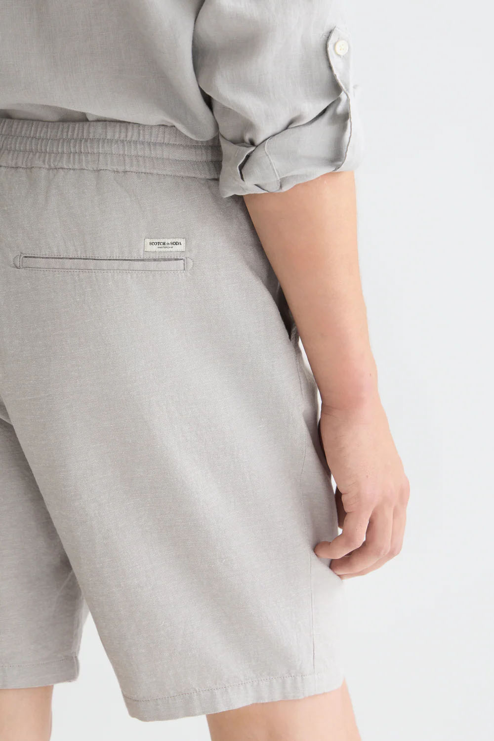 scotch and soda fave linen chino short grey detail