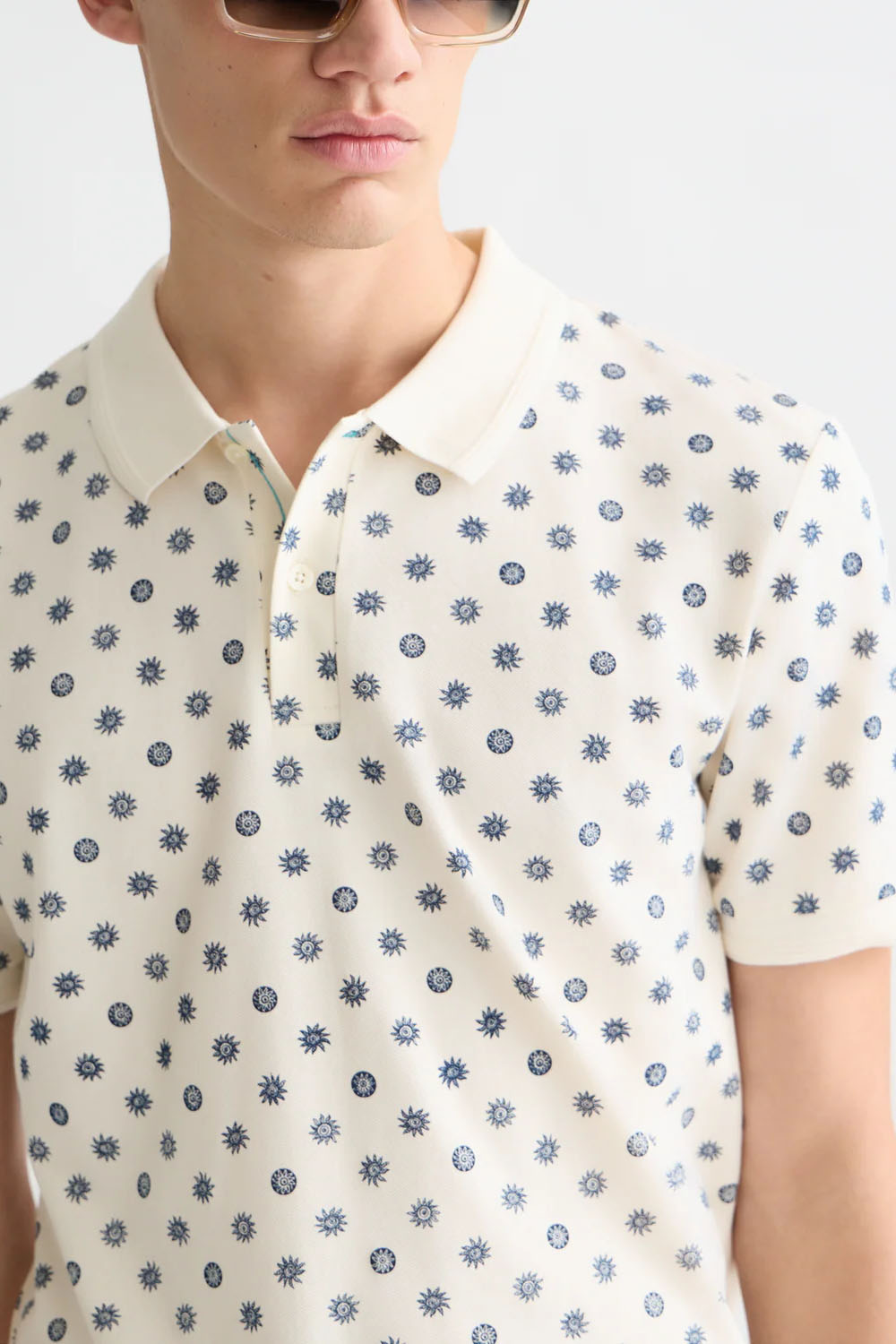 scotch and soda micro-printed polo foulard eggnog detail