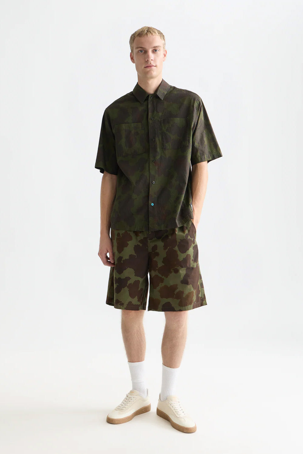 scotch and soda printed ripstop shirt painterly animal olive night 