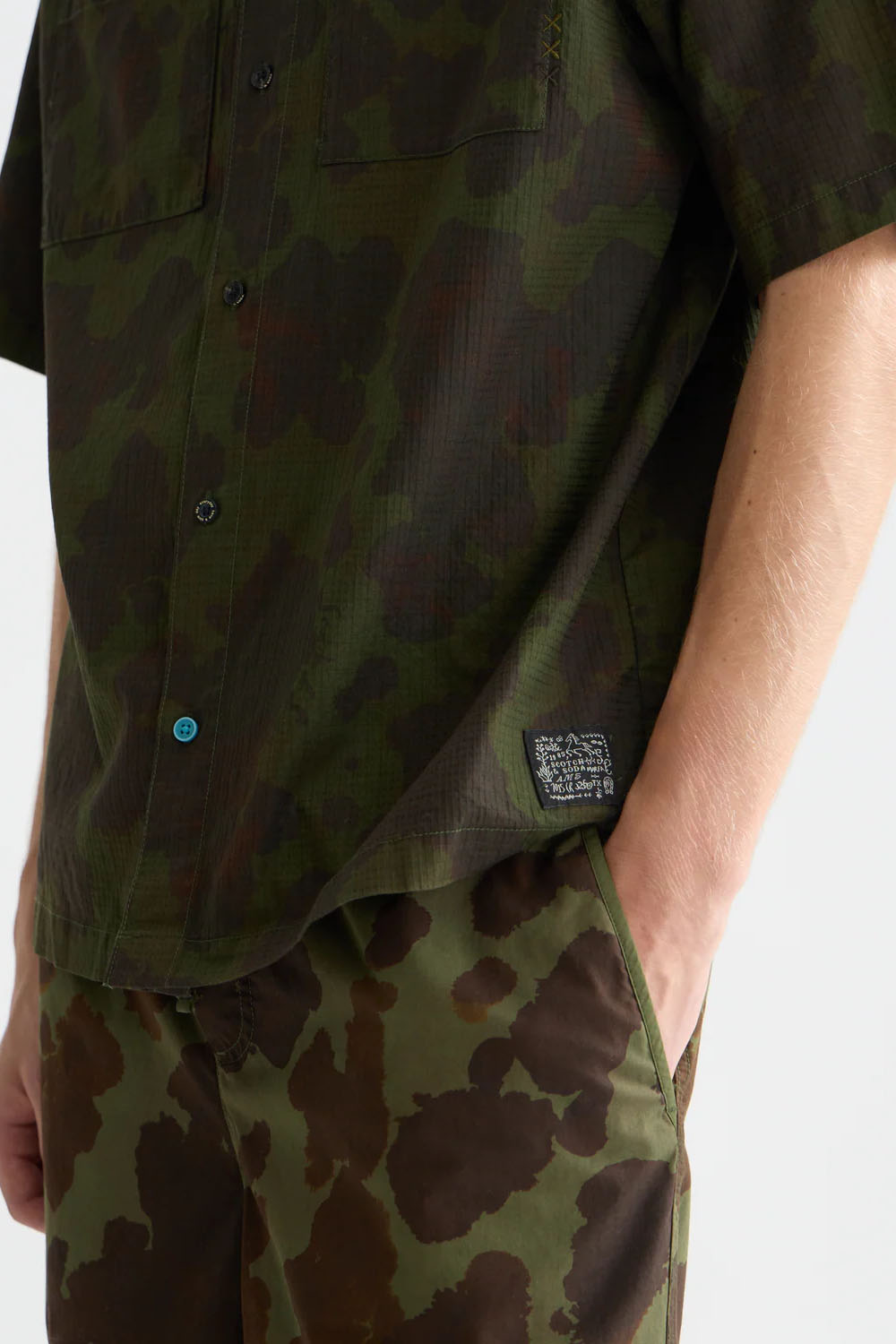 scotch and soda printed ripstop shirt painterly animal olive night detail