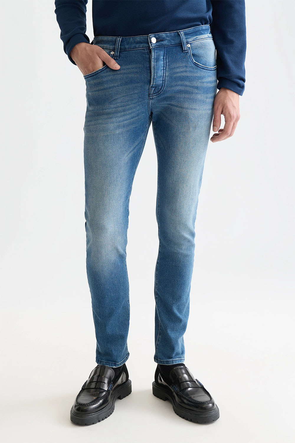 scotch and soda ralston bright sun front