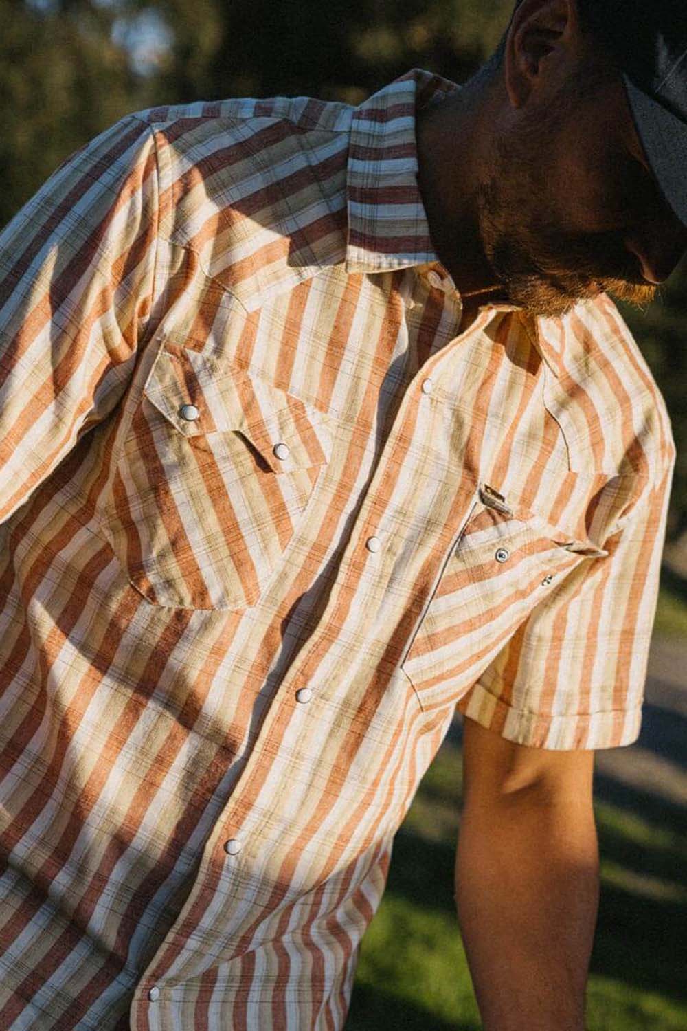 seager sawtoof short sleeve white wash plaid model