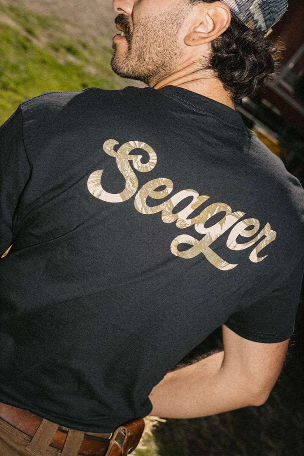 seager russ fill tee black model