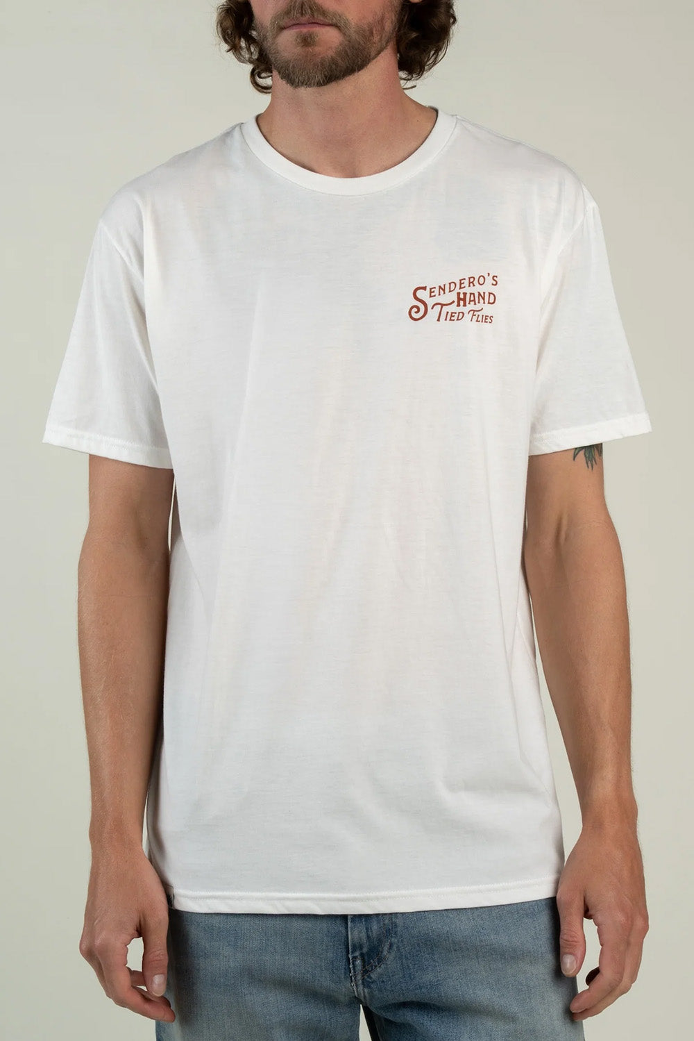 sendero-hand-tied-flies-tshirt-vintage-white-front