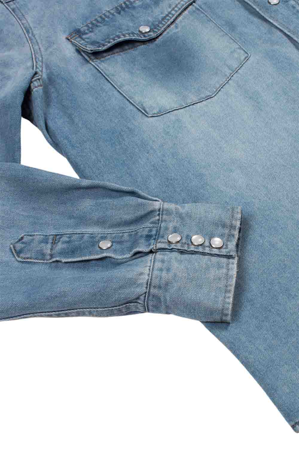Sendero Wyatt Pearl Snap Shirt in Vintage Denim — Pocket detail view