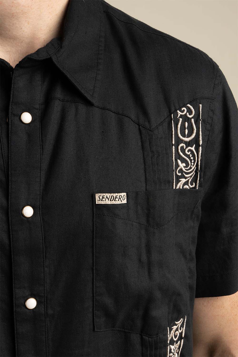 sendero caballero guayabera ss guitar stripe detail