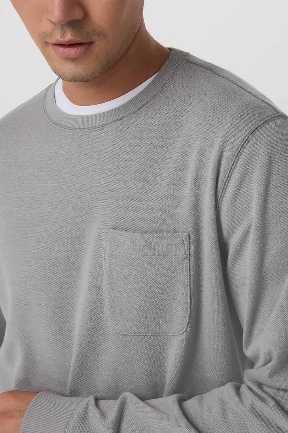 Vuori - Jeffreys Crew 2.0 - Grey - Detail