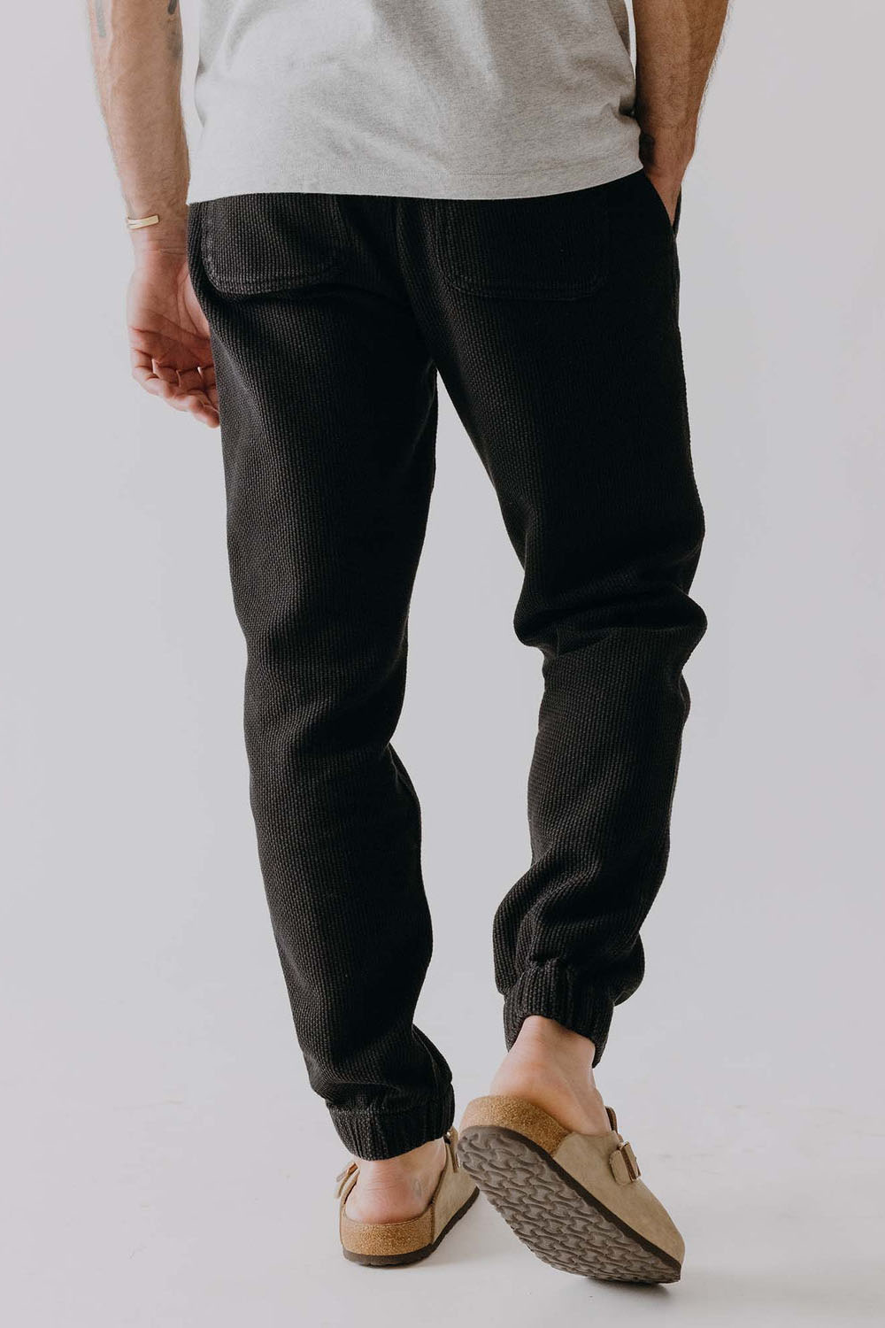 taylor-stitch-the-apres-pant-black-indigo-sashiko-back