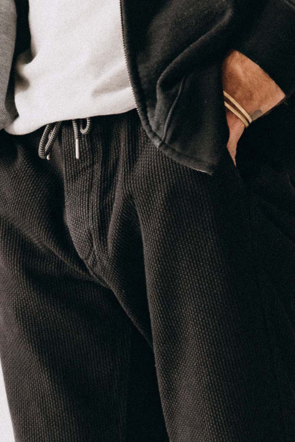 taylor-stitch-the-apres-pant-black-indigo-sashiko-detail
