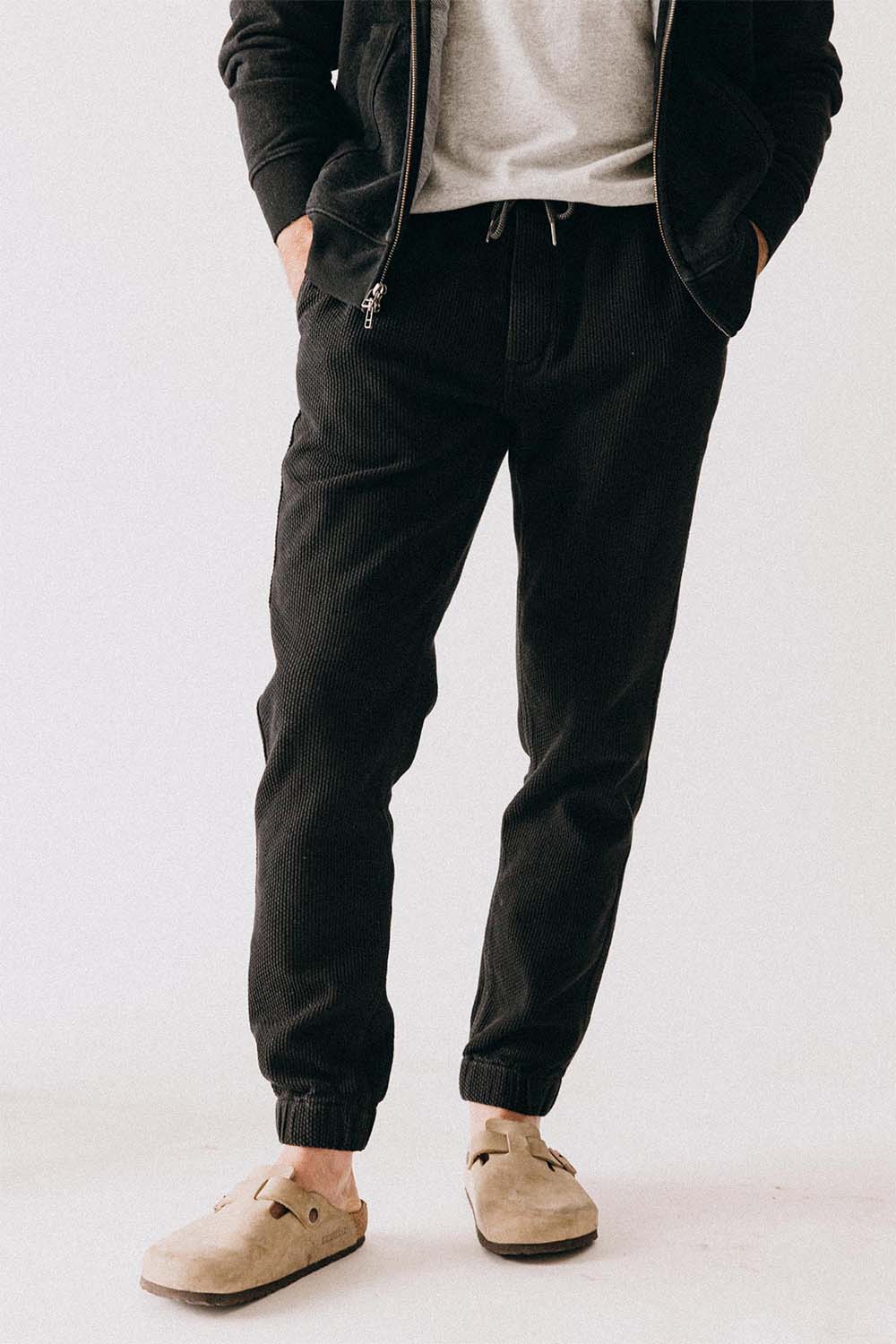 taylor-stitch-the-apres-pant-black-indigo-sashiko-front
