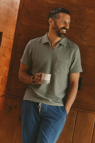 taylor stitch the meridian polo in faded pine model