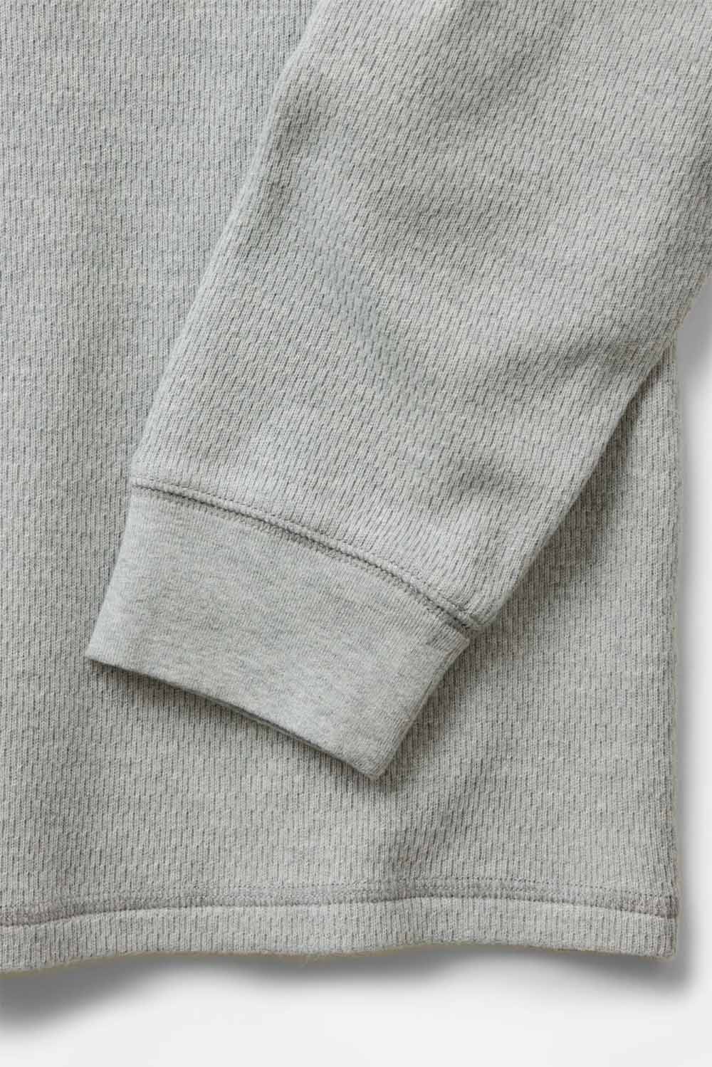 taylor stitch organic cotton waffle crew heather grey sleeve