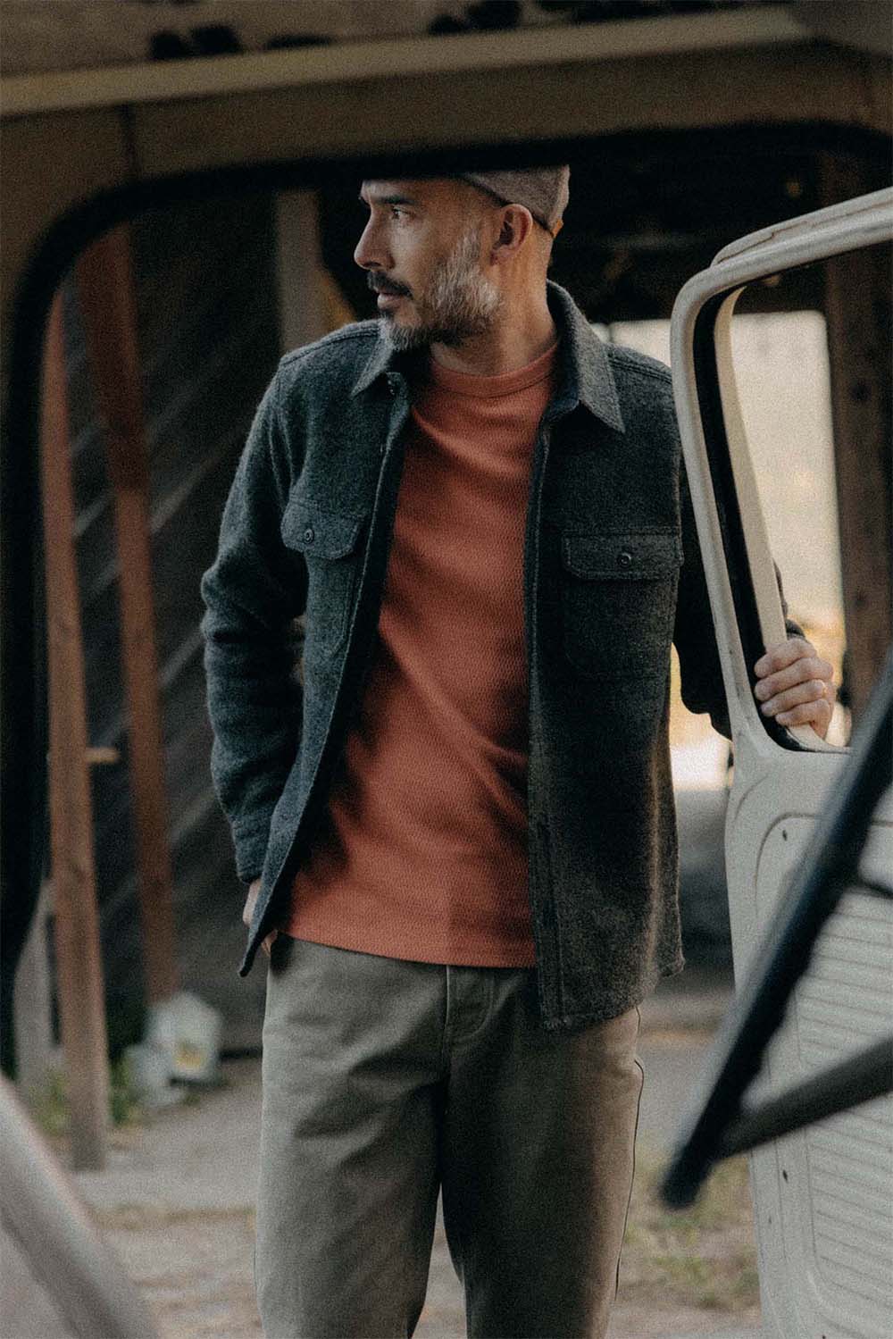 taylor stitch the connor overshirt heather olive boucle model