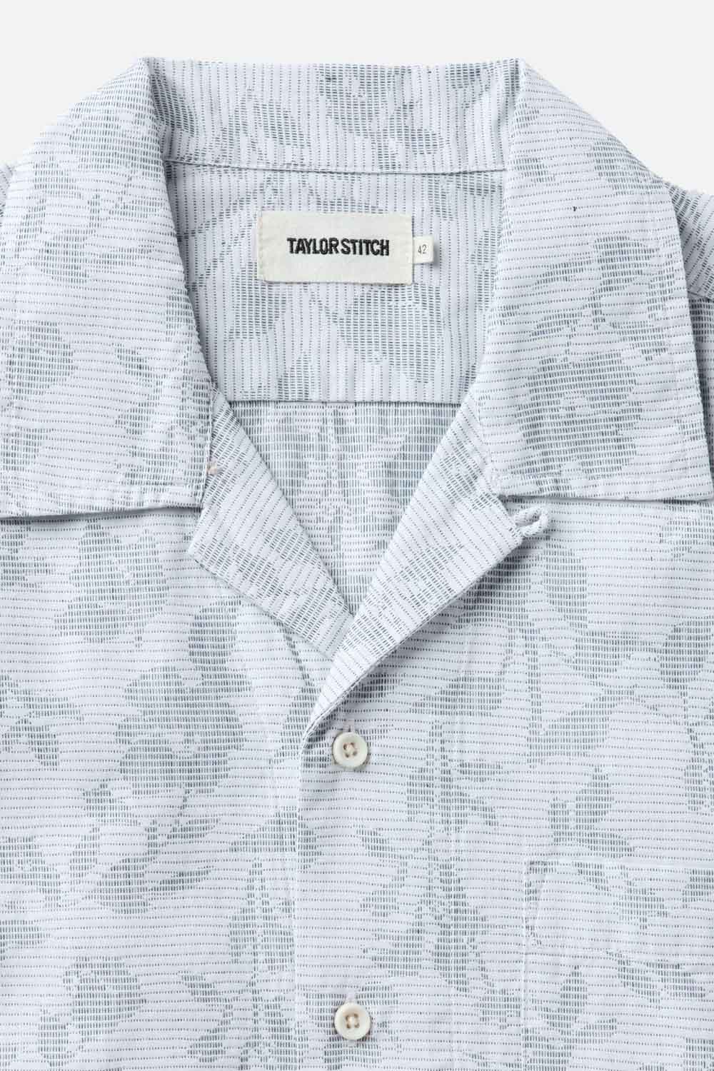 taylor stitch the hawthorne ss sky blue floral detail