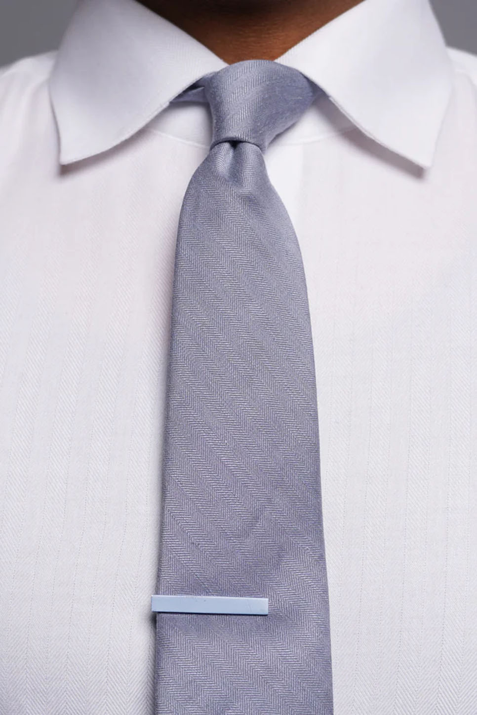 the tie bar linen row tie slate blue model