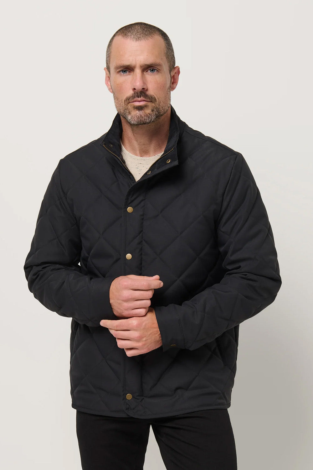 Travis Mathew Highlander Jacket in Black — Front view