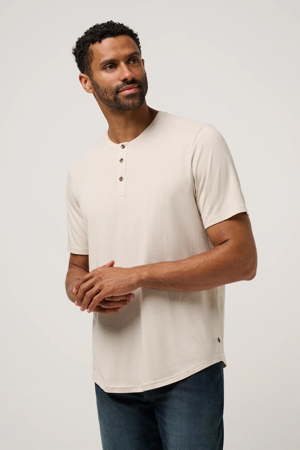 travis mathew cloud henley tee italian sand side