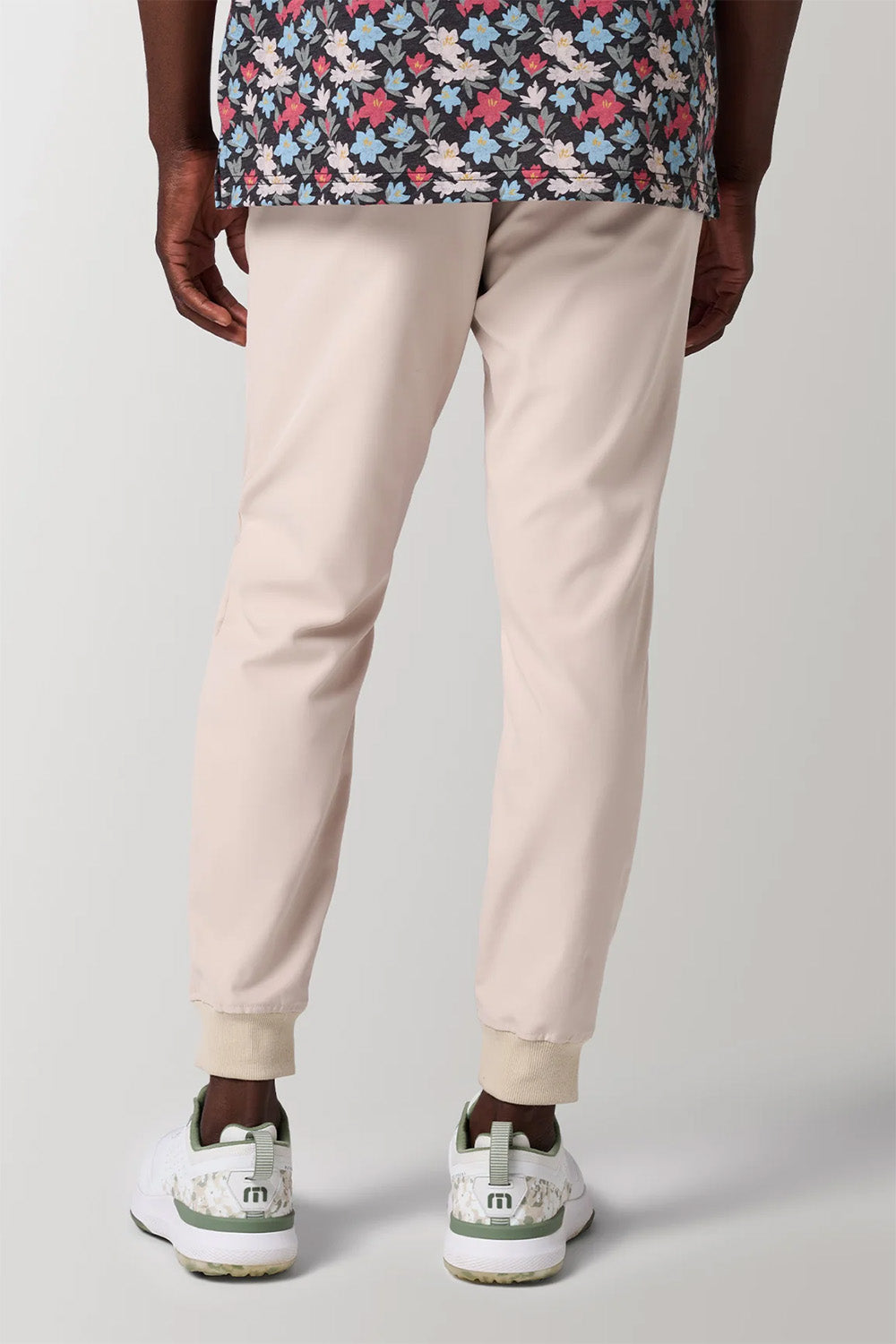 travis mathew otc 2.0 jogger italian sand back