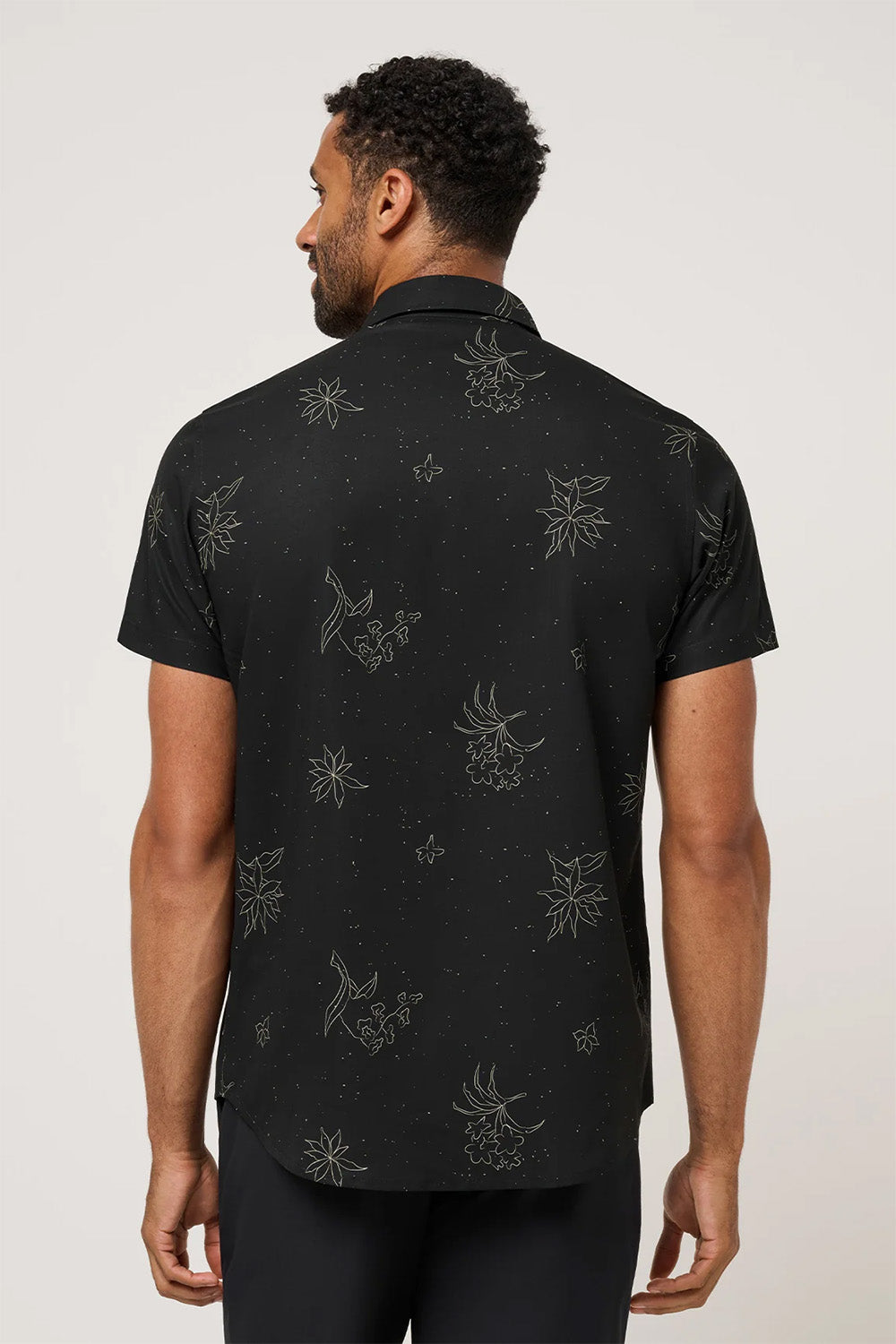 travis mathew techwoven holding court black back