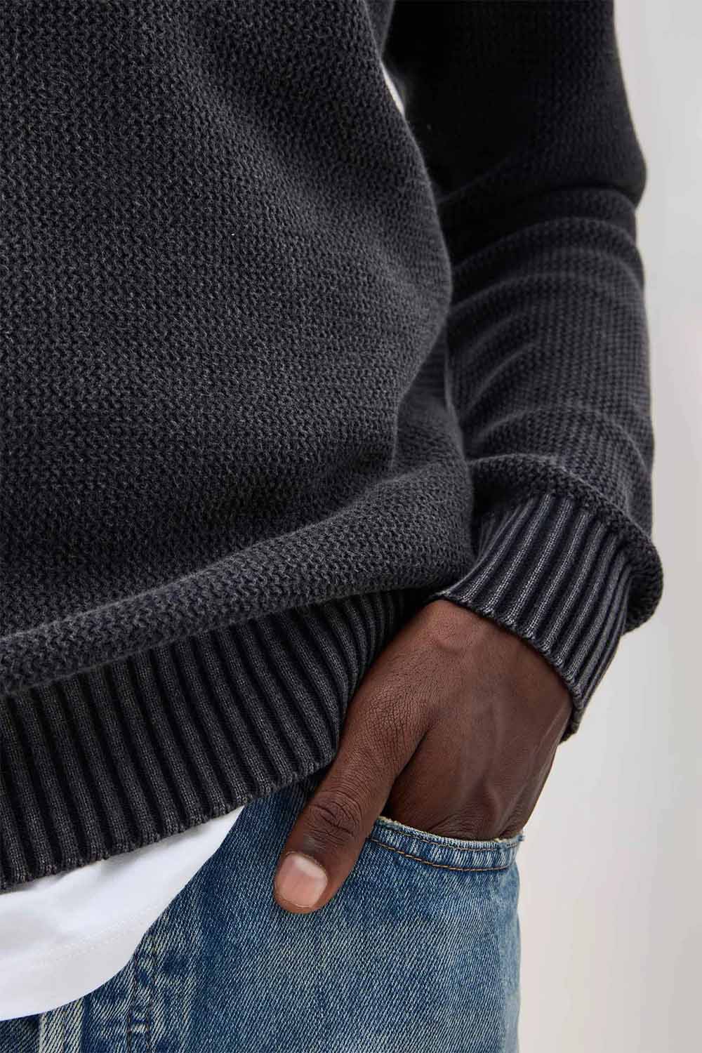 Richer Poorer - Dune Sweater - Black - Detail