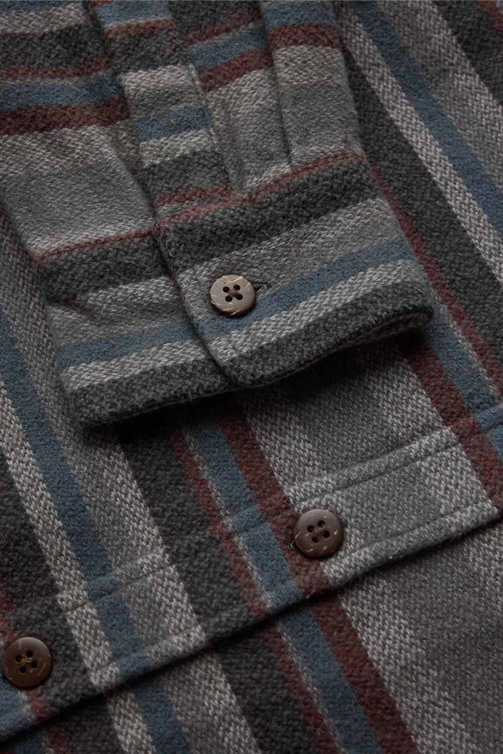 Vissla - Descanso Heavy Flannel - Dark Grey - Detail Cuff