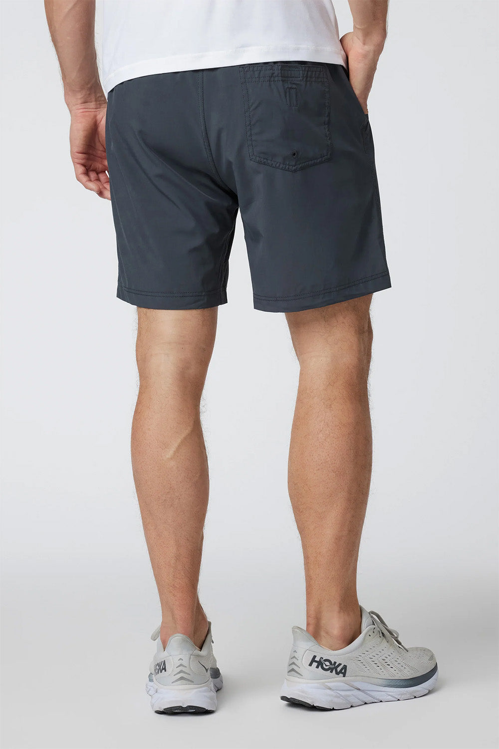 Vuori Kore Short Lined 7" in Charcoal — Back view