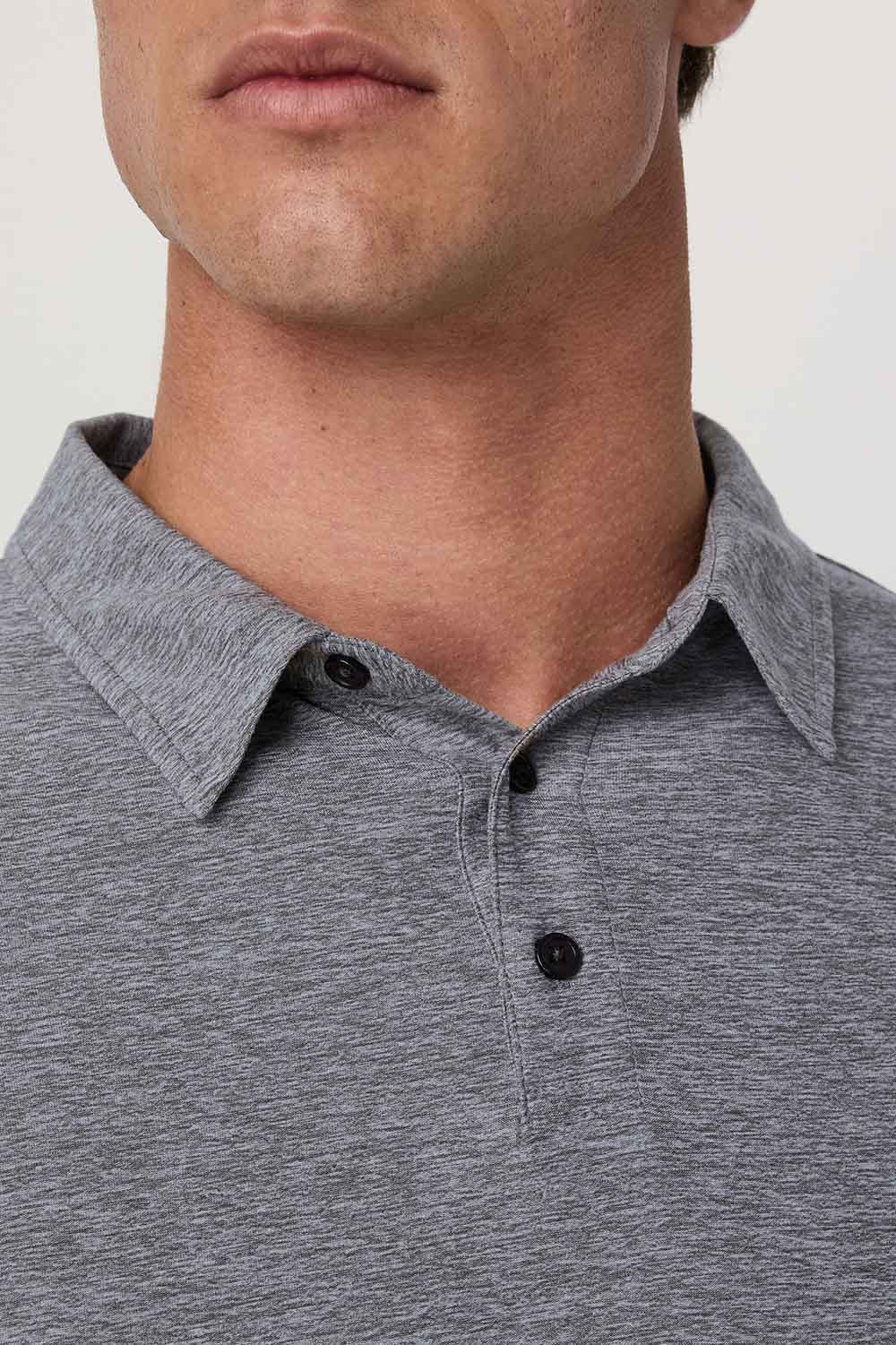Vuori Strato Tech Polo in Heather Grey — Collar detail view