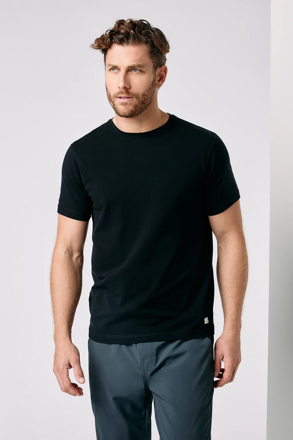 Vuori Tuvalu Tee in Black — Front view