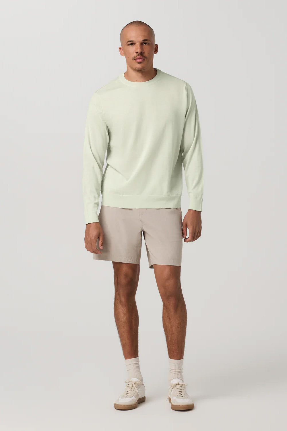 vuori aim ewaist short khaki linen texture 