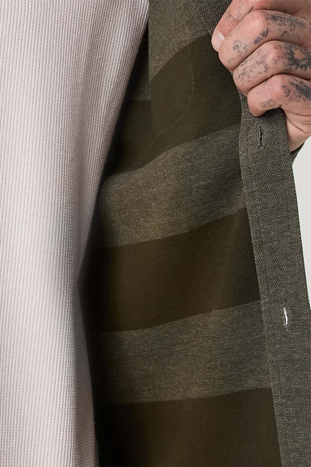 vuori jeffreys overshirt olive heather inside