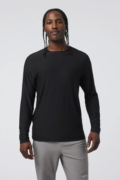vuori ls strato tech tee black front