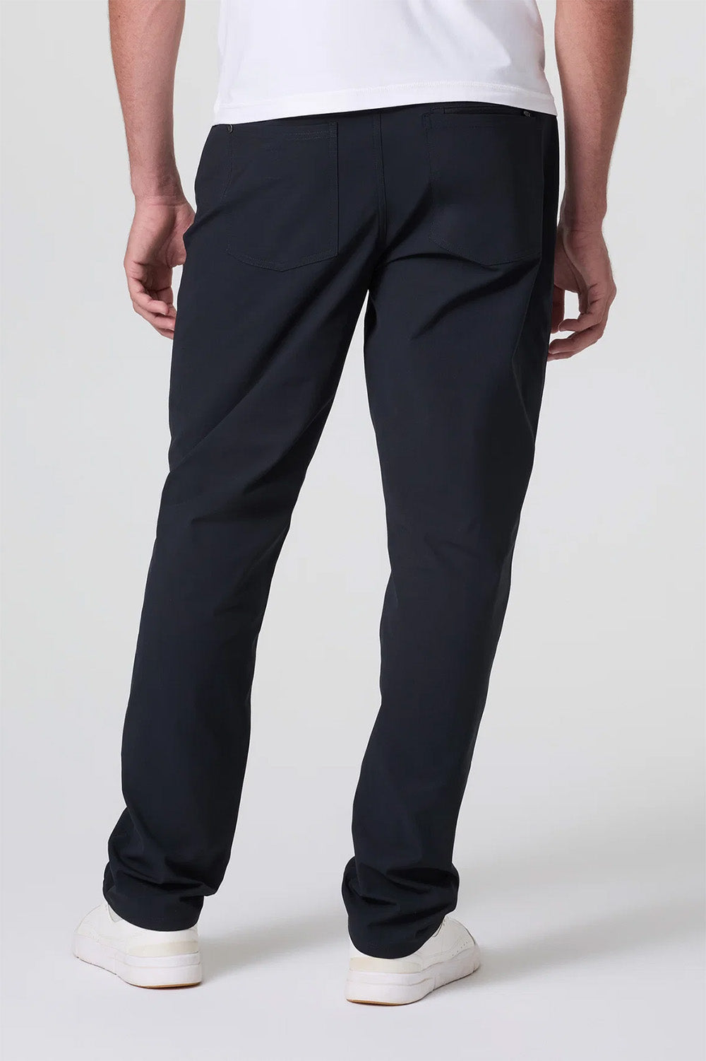 vuori meta pant classic black back