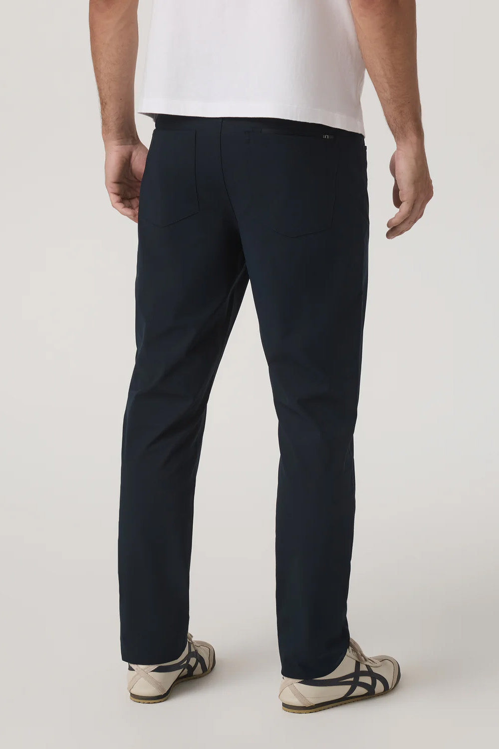 vuori meta pant classic ink back