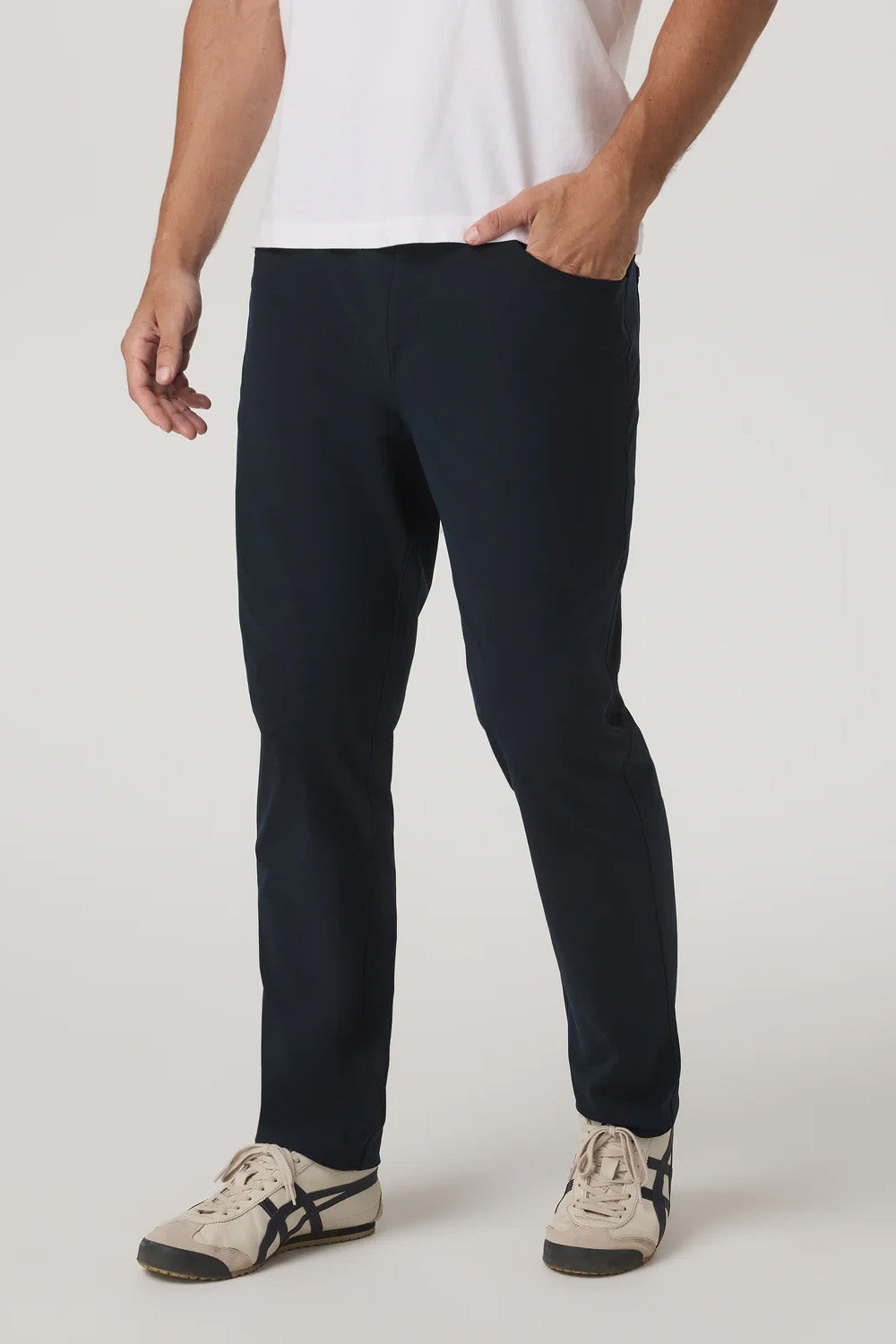 vuori meta pant classic ink front