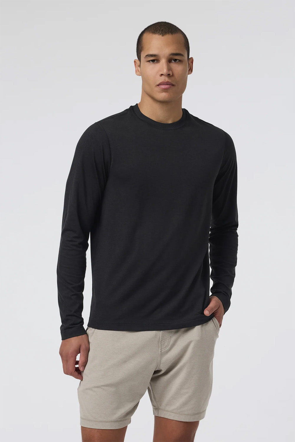 vuori ponto performance ls tee black heather front