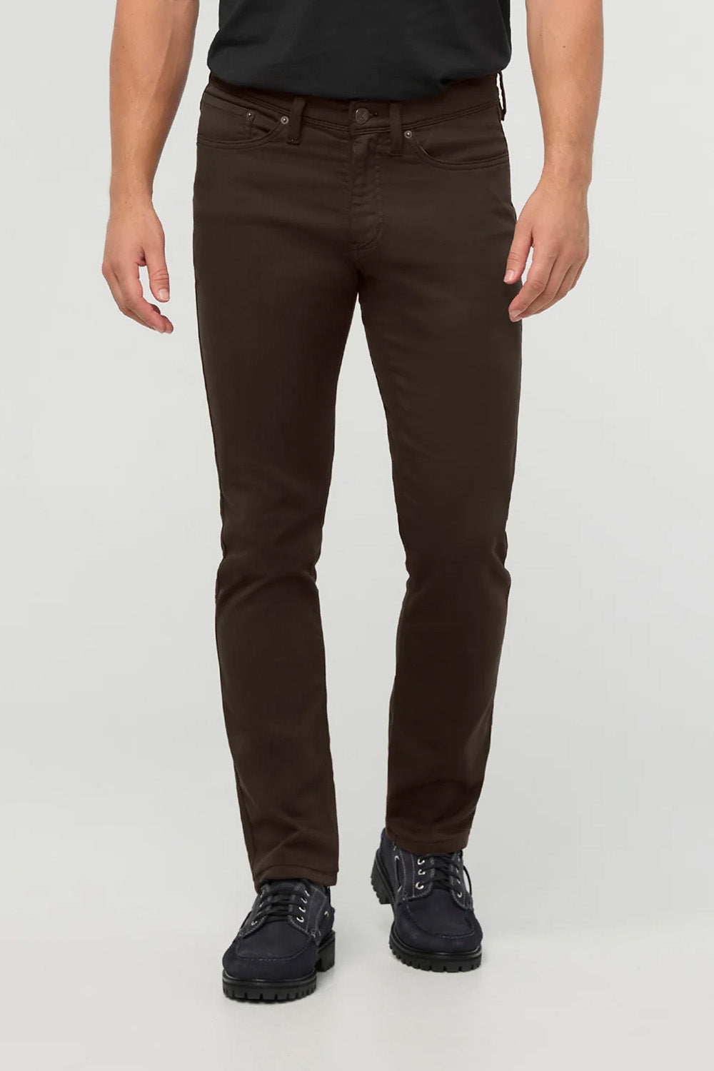 Duer No Sweat Straight in Stout — Front Detail view