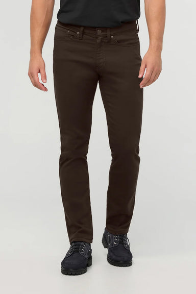 Duer No Sweat Straight in Stout — Front Detail view