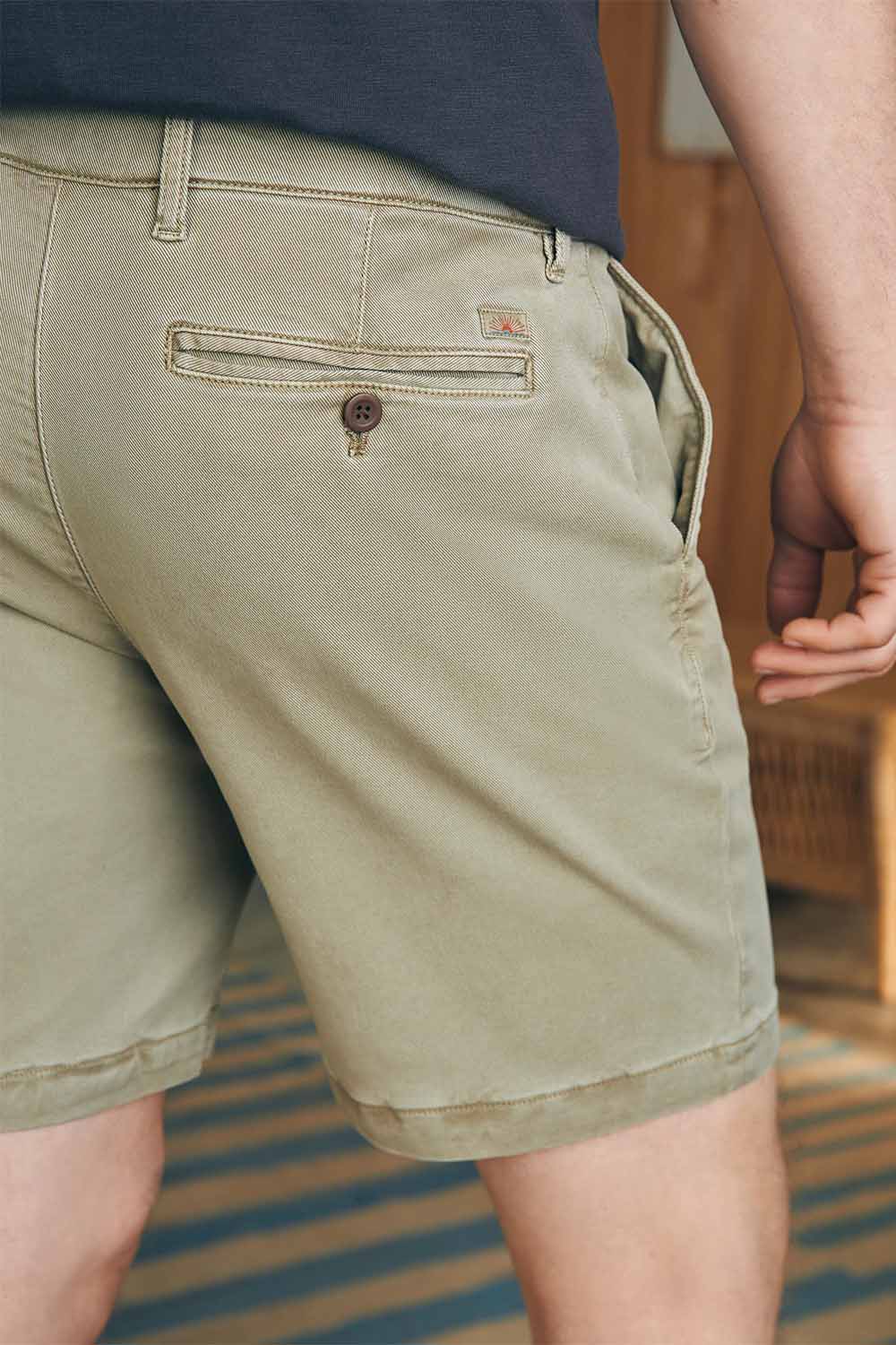 Faherty - Coastline Chino Short - Mountain Olive - Detail